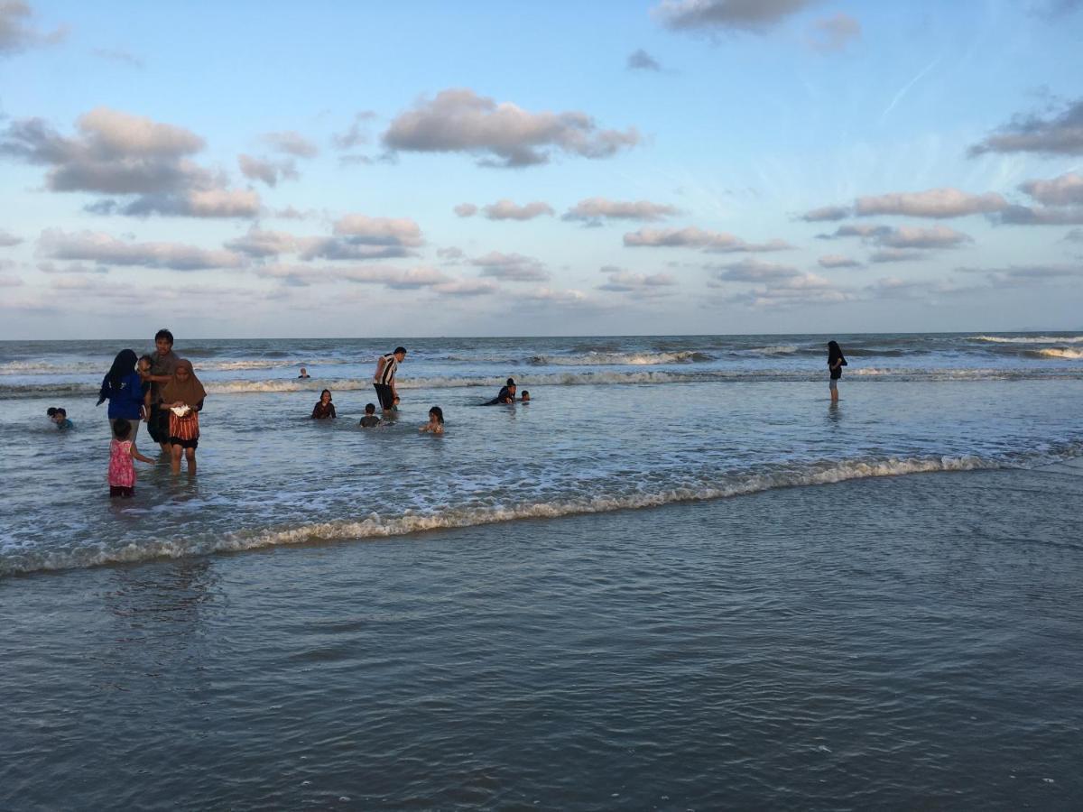 Arwaa Homestay Beachview Bachok Bagian luar foto